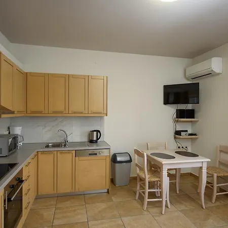 Apartman Mythos Myrto Picídia